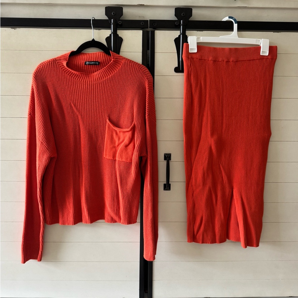 Elegant Orange Midi Skirt